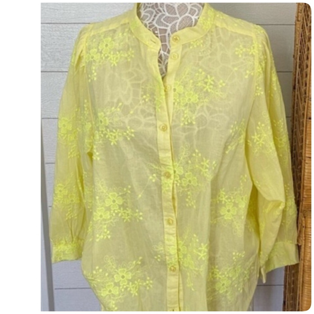 Embroidered Button Down NWT - Picture 7 of 7
